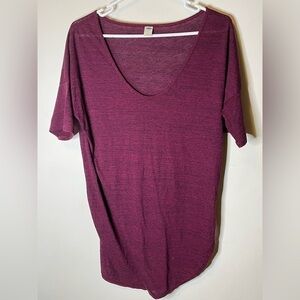 Maroon scoop neck tee Size Medium